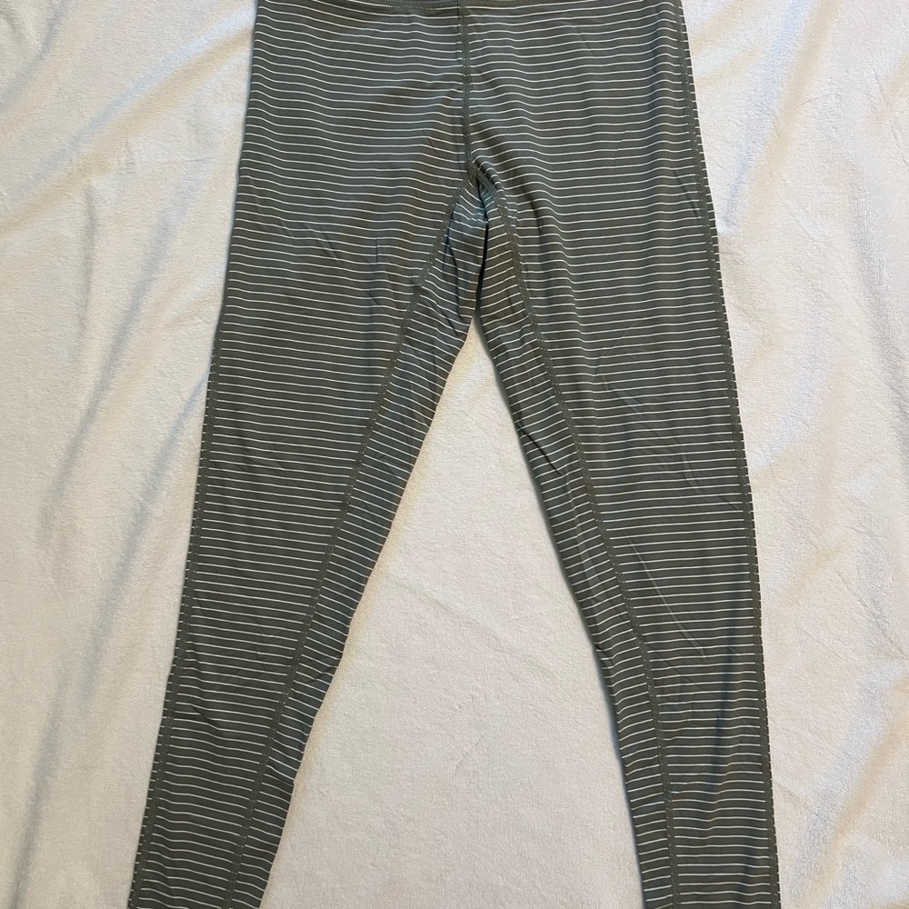 Carve Designs Green and White Leggings with Stretchy Knit Fit